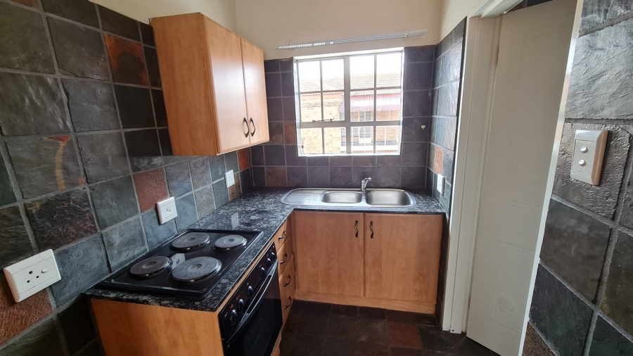 1 Bedroom Property for Sale in Dassie Rand North West